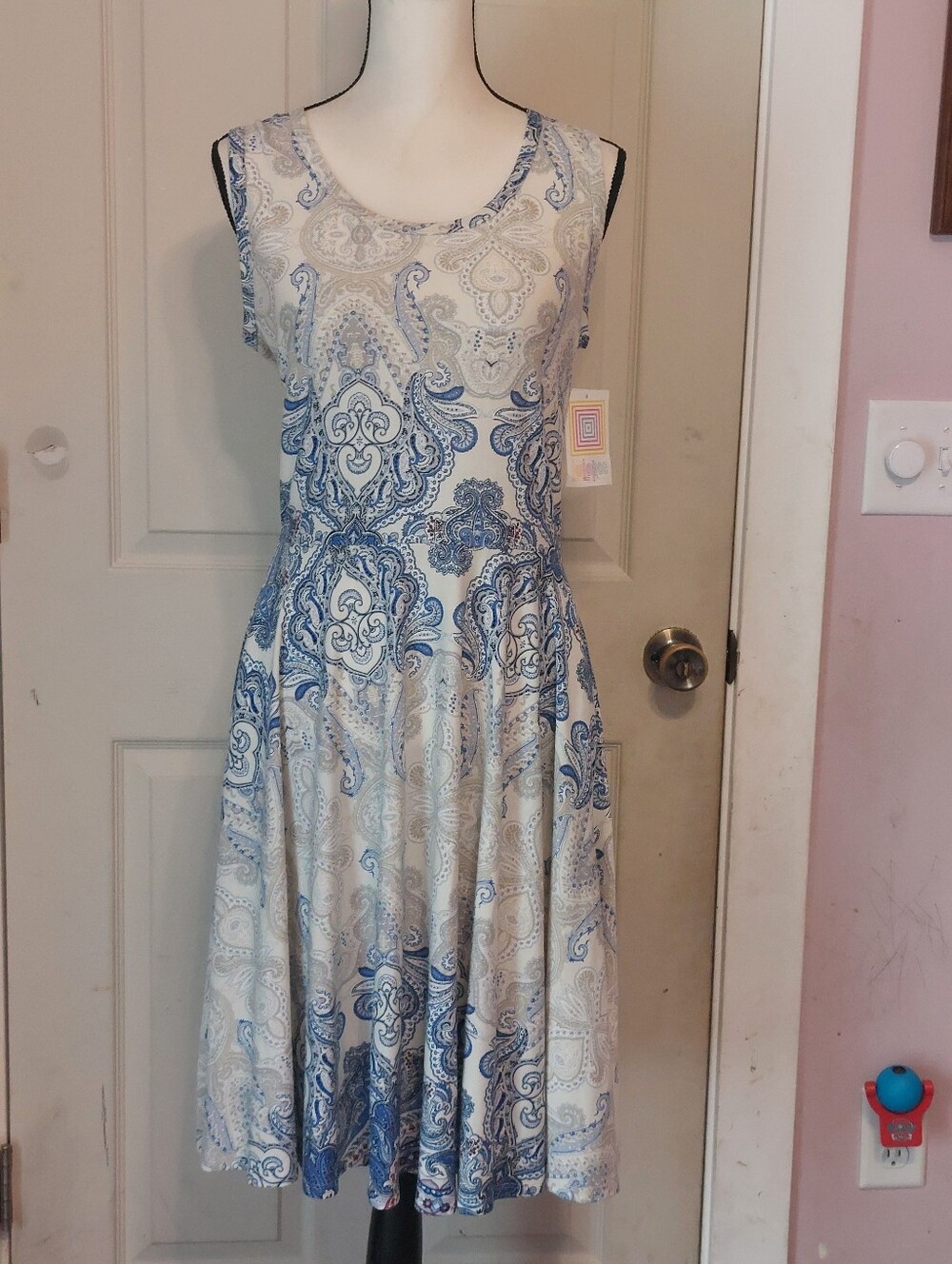 Lularoe Blue White Paisley Floral Fit And Flare Nicki Dress Size M NWT